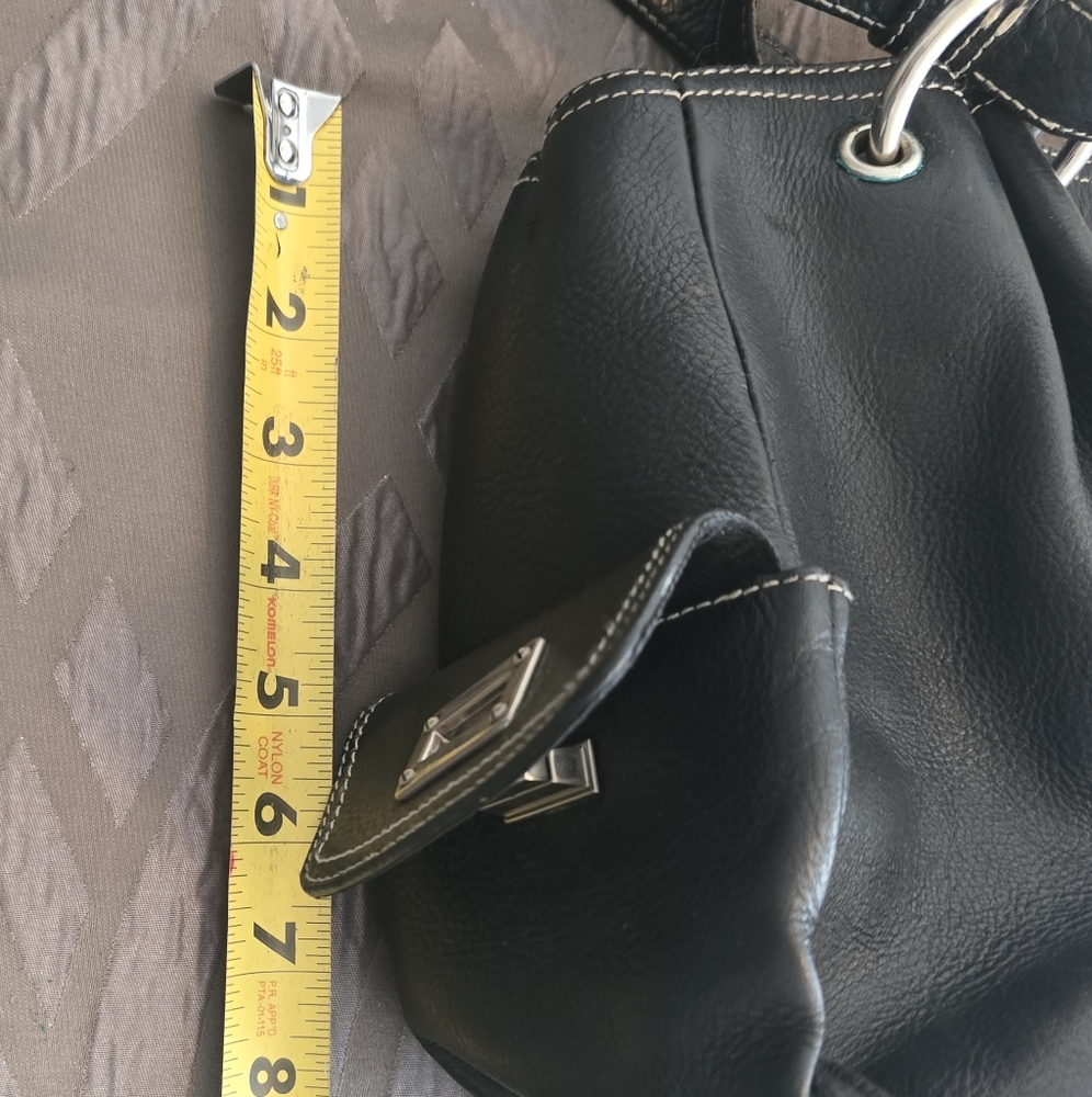 Ralph Lauren Black Pebbled Leather Shoulder Bag w/ Side Turn-Lock Pockets - Picture 11 of 15